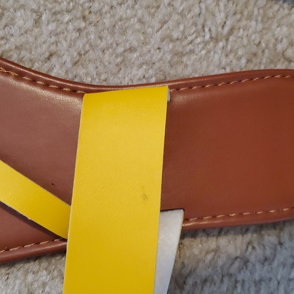 NWT Sandals - Picture 4 of 5